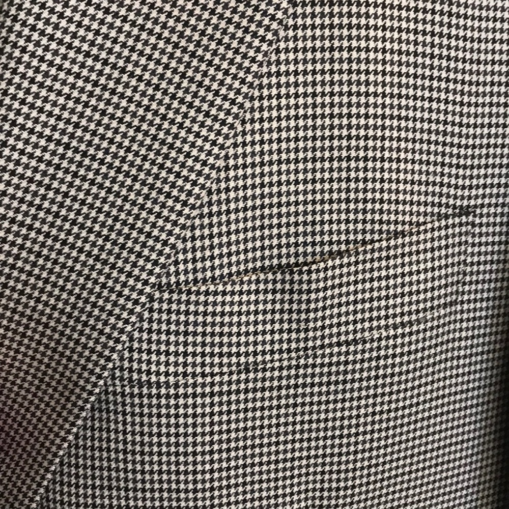 Blazer - Picture 5 of 6